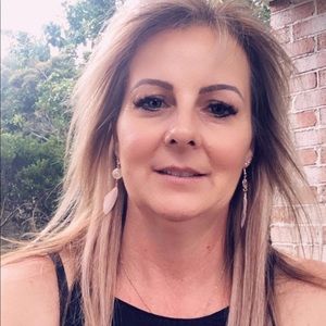 Meet your Posher, Bridgot